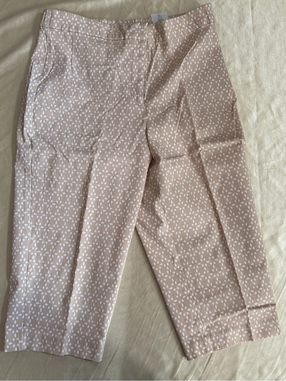 Susan Graver Printed Uptown Stretch Pedal Pusher / Capri Pants style size 6
